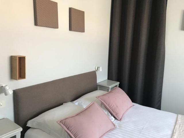 Hotel La Petite Auberge Ares Dış mekan fotoğraf